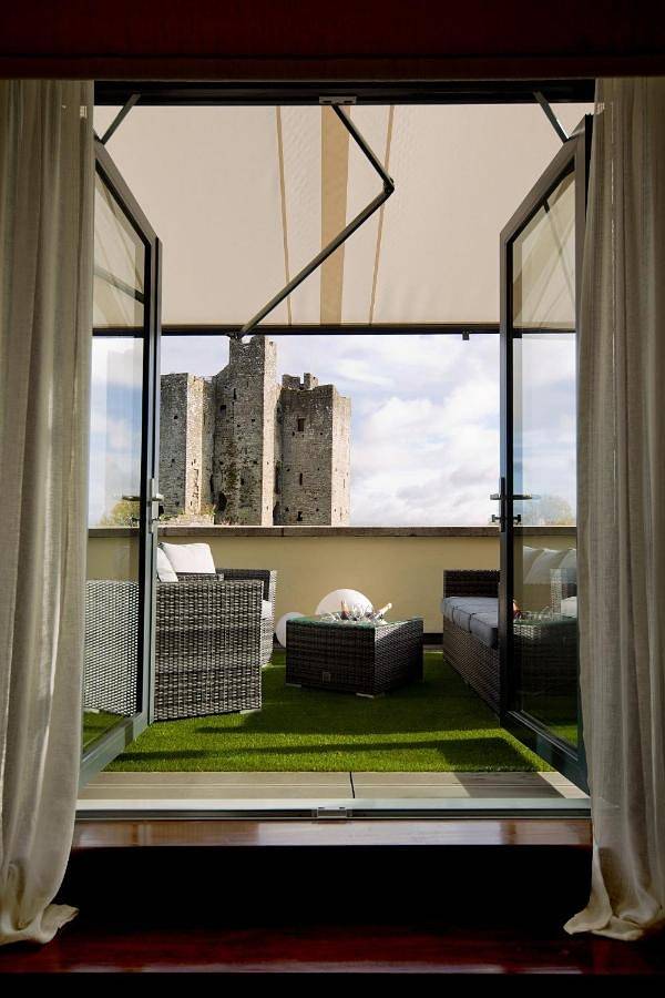 Hôtel, avec Terrasse et Jardin à Trim