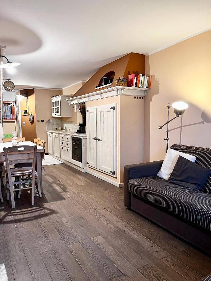 Gîte pour 6 personnes, avec jardin ainsi que vue et piscine, adapté aux familles à Prato Nevoso - 3