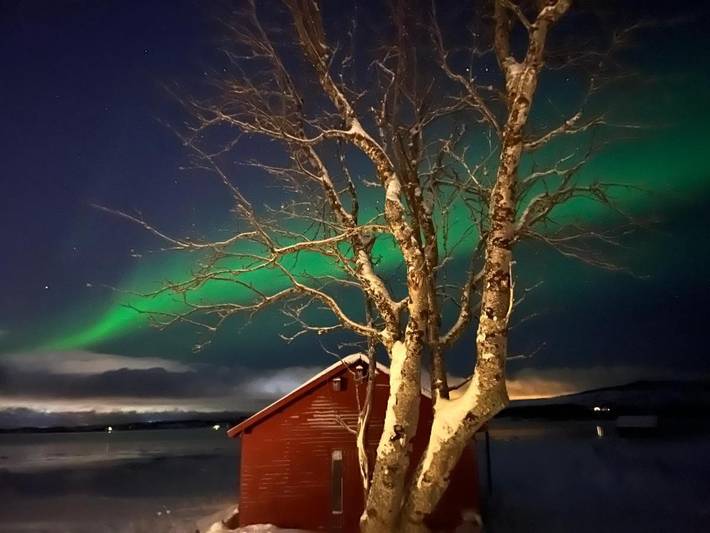 Ferienhaus für 6 Personen, mit Garten und Seeblick in Kvaløya