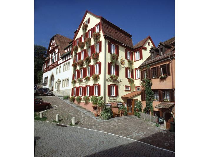 Hotel, mit Terrasse