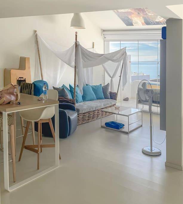 Apartamento para 4 personas, con vistas y balcón en Radazul