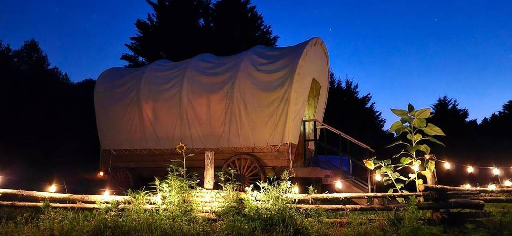 Camping für 3 Personen, mit Garten und Ausblick sowie Terrasse in North Carolina