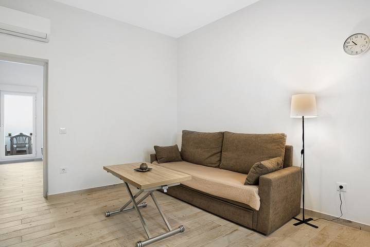 Entire apartment, Apartment 'Apartamento Guzmán A' with Private Terrace, Wi-Fi and Air Conditioning in Barbate, Costa de la Luz