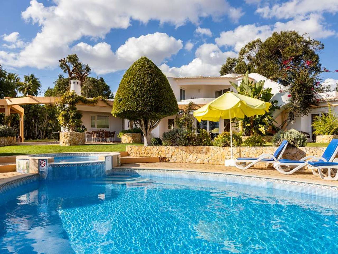 Villa para 10 pessoas com varanda in Lagoa, Distrito de Faro