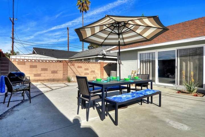 Vacation rental for 10 people, with garden in Anaheim