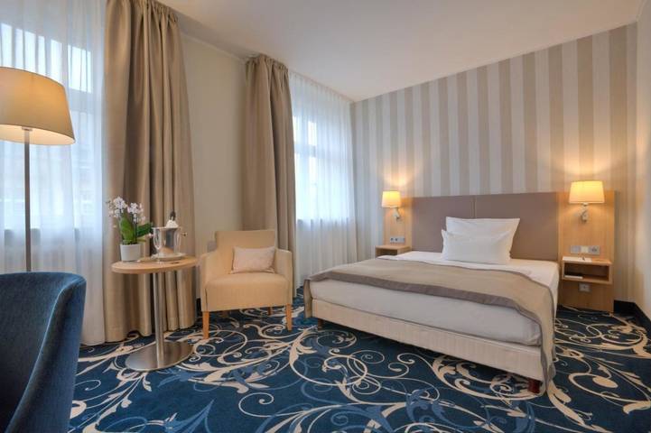 Hotel für 3 Personen, mit Sauna und Terrasse, mit Haustier in Karlsruhe - 3