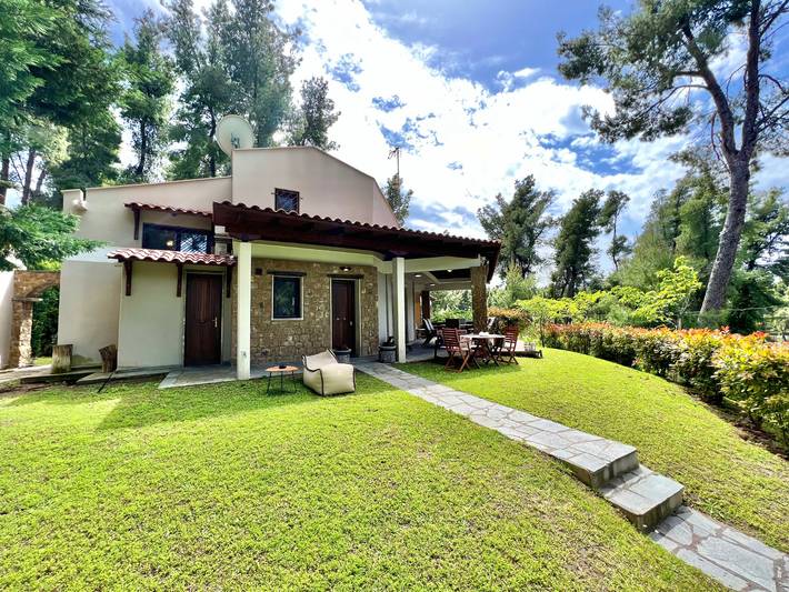 Ferienhaus für 6 Personen, mit Garten und Pool
