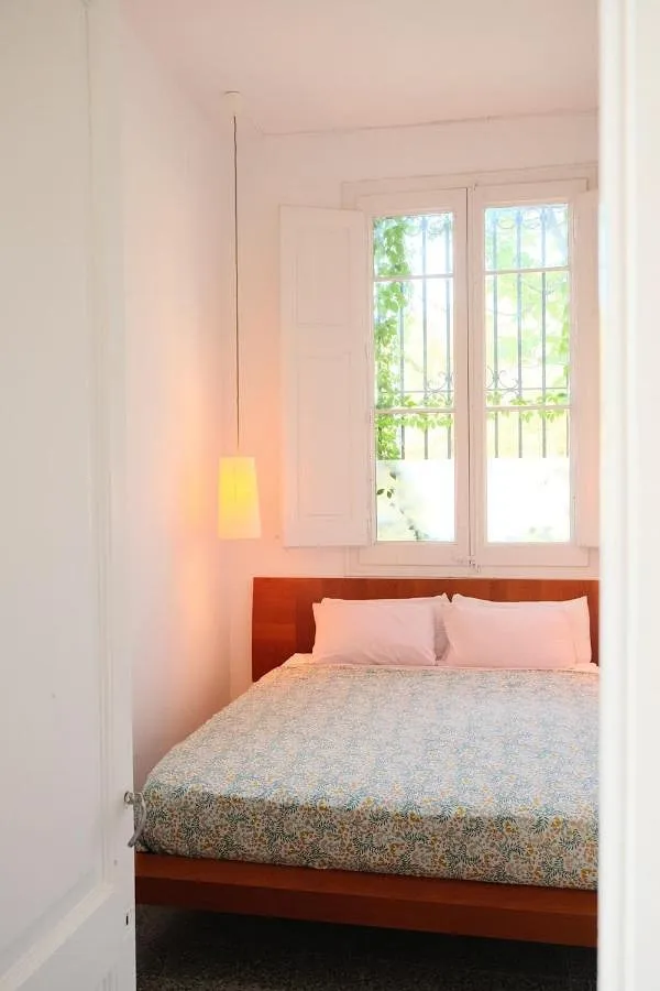 Maison d’hôte pour 2 personnes, avec jardin ainsi que balcon et piscine - 1