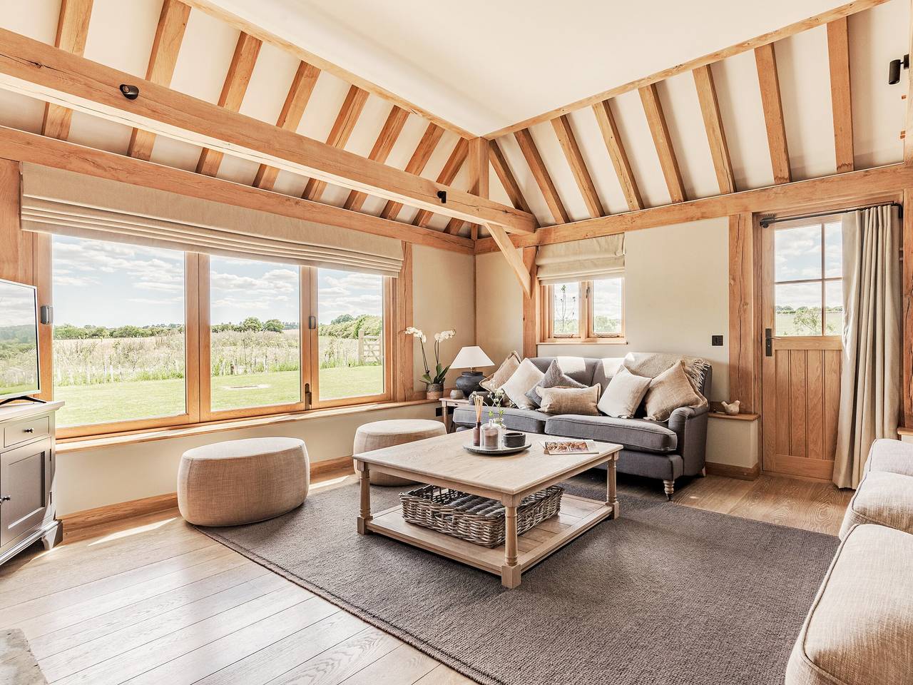 Lovington Barn in Itchen Valley, South Downs