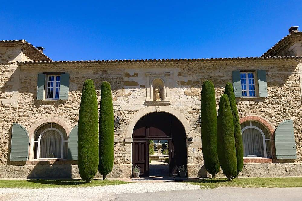 Atemberaubend renoviertes Klosterschloss aus dem 11. Jahrhundert in Althen-des-Paluds, Vaucluse