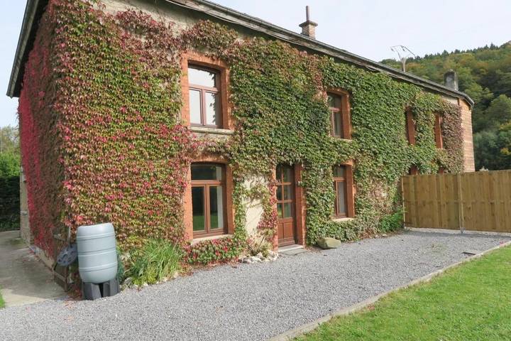 Location de vacances pour 7 personnes, avec jardin et terrasse dans Laviot - 4