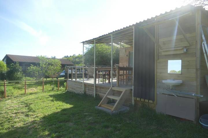 Gîte pour 2 personnes, avec jardin et vue à Bujaleuf - 2