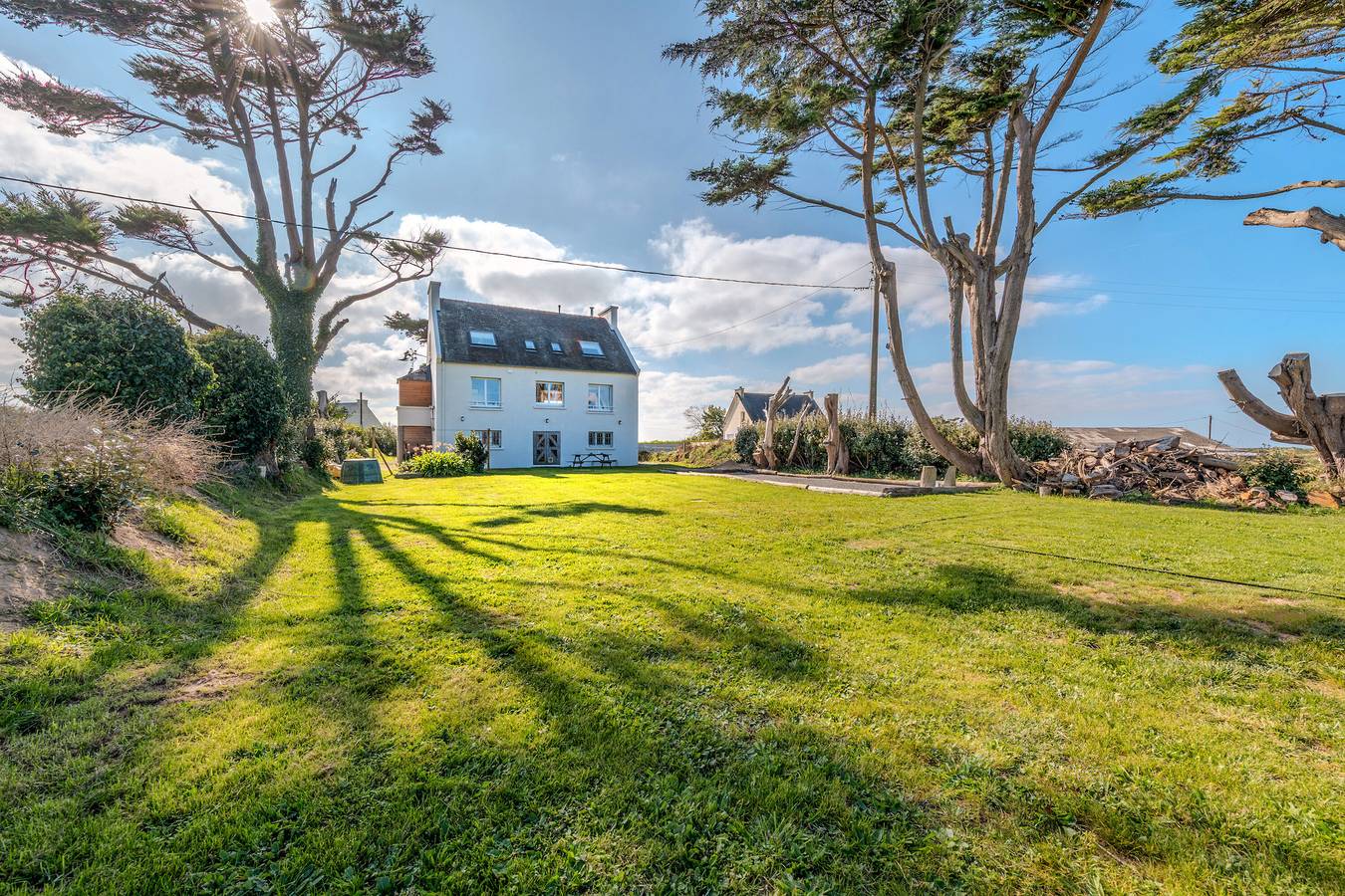Casa de vacaciones Stoubenn con vistas al mar y jardín privado in Kerlouan, Región de Brest