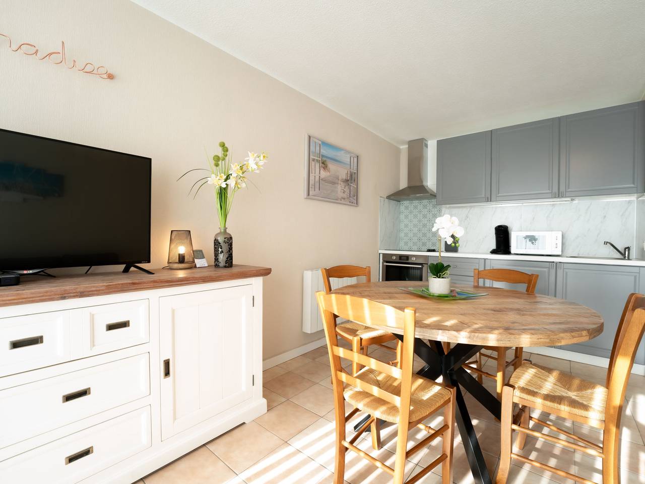 Geheel appartement, Astrid 101 with balcony in Bredene, Belgische Kust