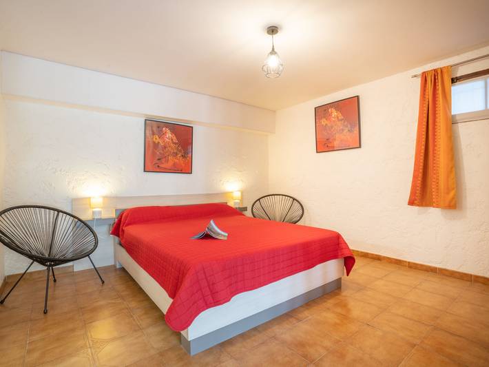 Gîte pour 4 personnes, avec terrasse et jardin dans Plage Du Grand Boucharel Saint Aygulf - 4