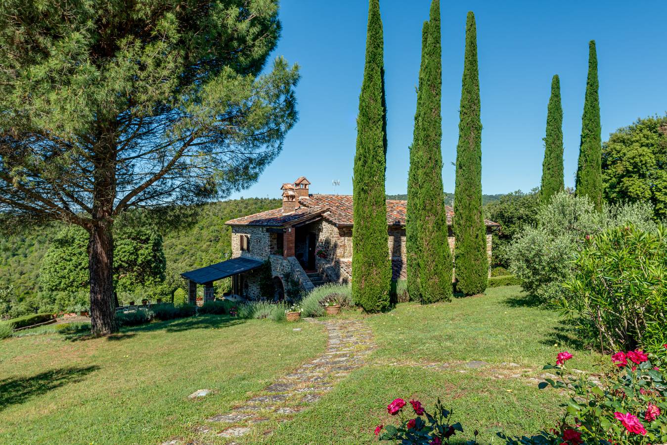 Tuscany Villa with Breathtaking View at Dotholiday in Civitella in Val di Chiana, Chianti