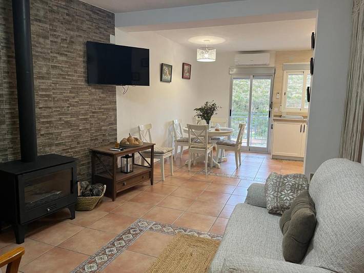 Location de vacances pour 3 personnes, avec Balcon ainsi que Terrasse et Vue à Bolulla