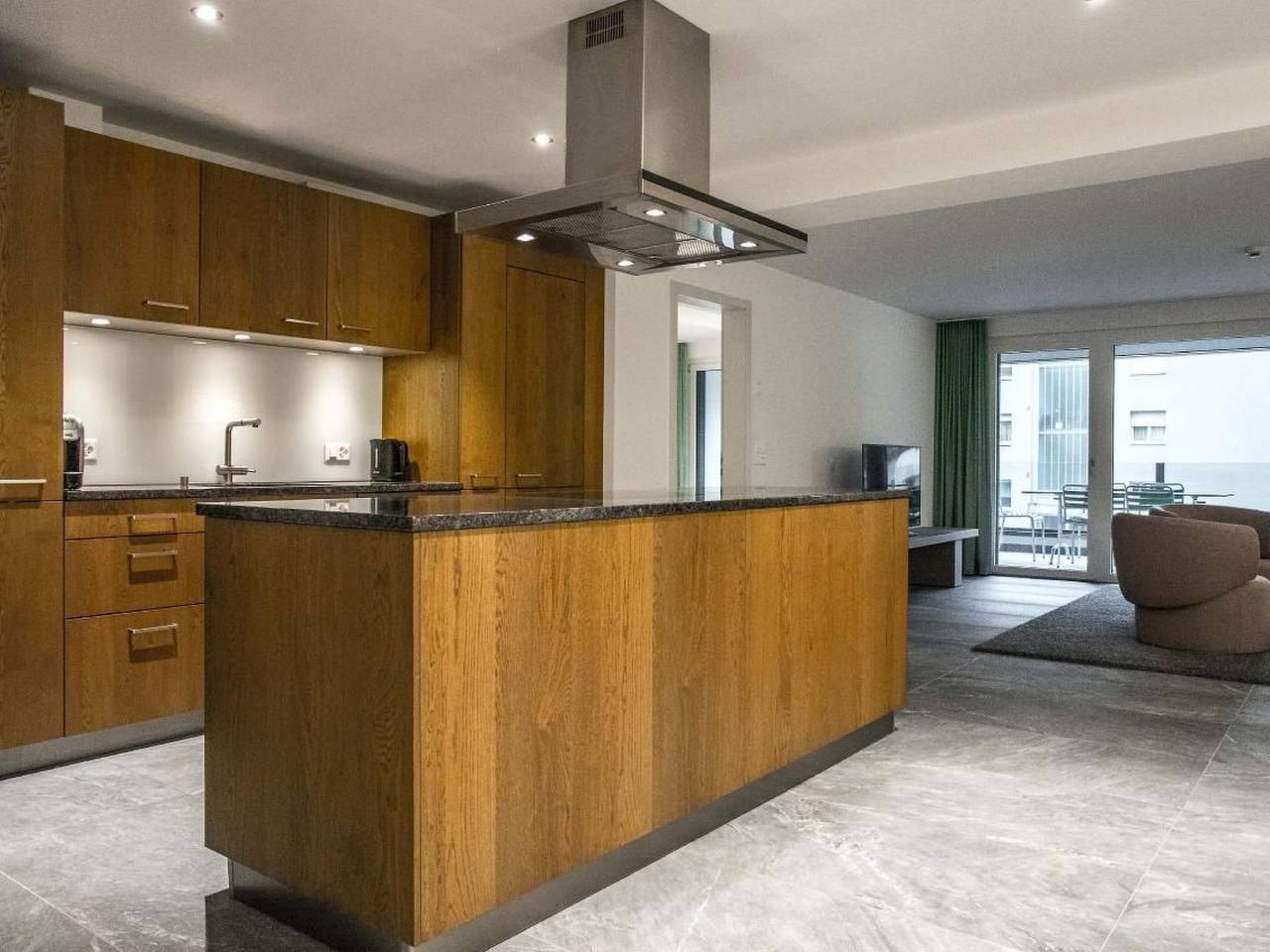 Ganze Wohnung, Apartment Jungfraucenter Bällenhöchst in Interlaken, Thunersee