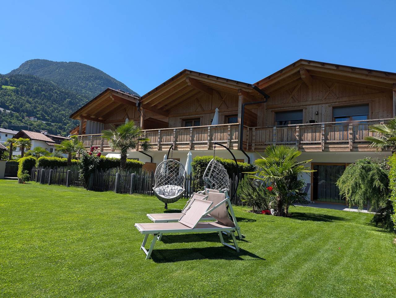 Ganze Wohnung, Chalet '5 55m²' mit Bergblick, Gemeinschaftspool und Wlan in Prissian, Tisens