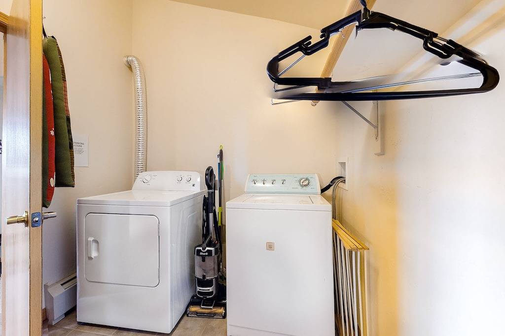 Ganze Wohnung, Comfortable mountain home close to Steamboat Resort with washer/dryer in Steamboat Springs, Medicine Bow-Routt Nationalwald