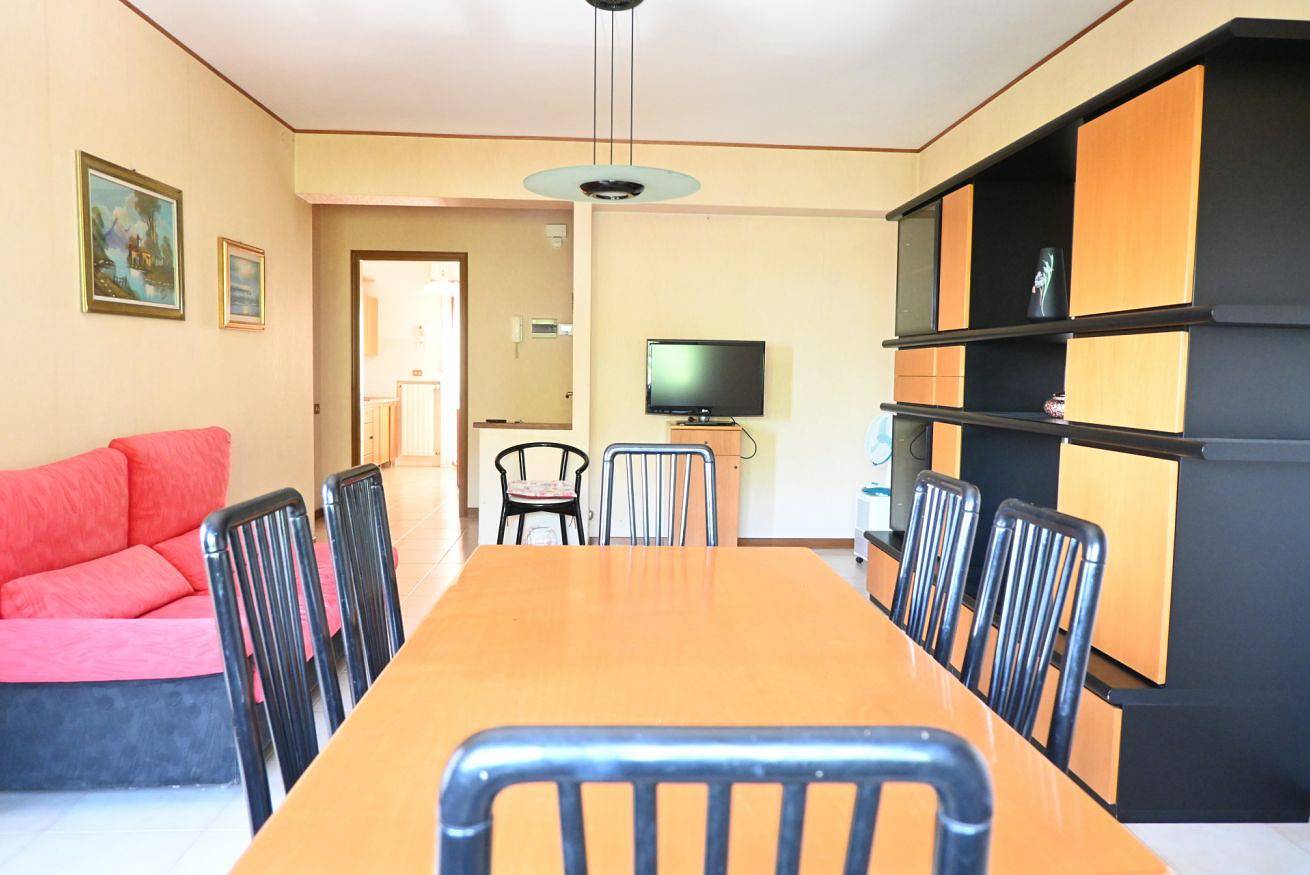Apartamento entero, A50 - Massignano, spacious four-room apartment in Ancona, Riviera del Conero