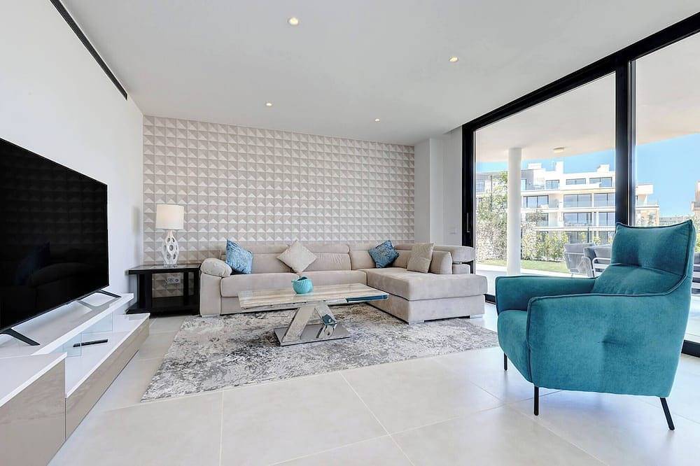 Apartamento De Vacaciones para 6 Personas en La Capellania, Fuengirola