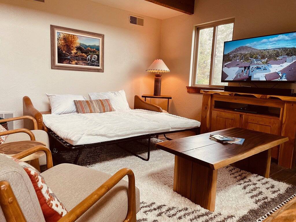 Ganze Wohnung, Room With a View Condo, Sharc passes included. in Sunriver, Deschutes County