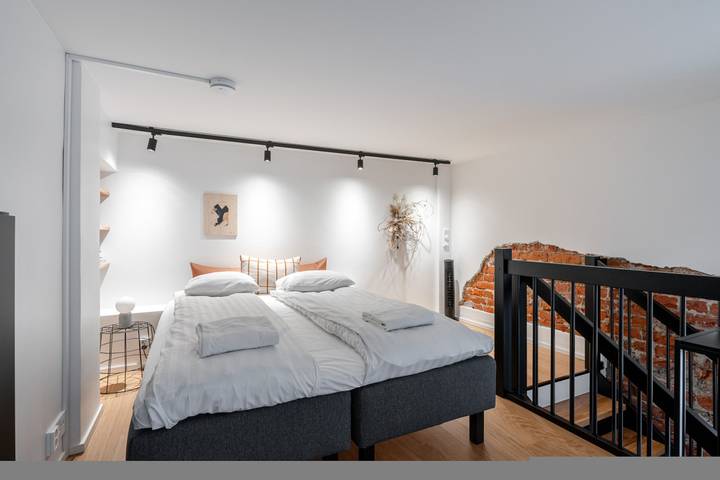 Ganze Wohnung, Stylish Loft next to City Center & Lake Pyhäjärvi in Pirkanmaa