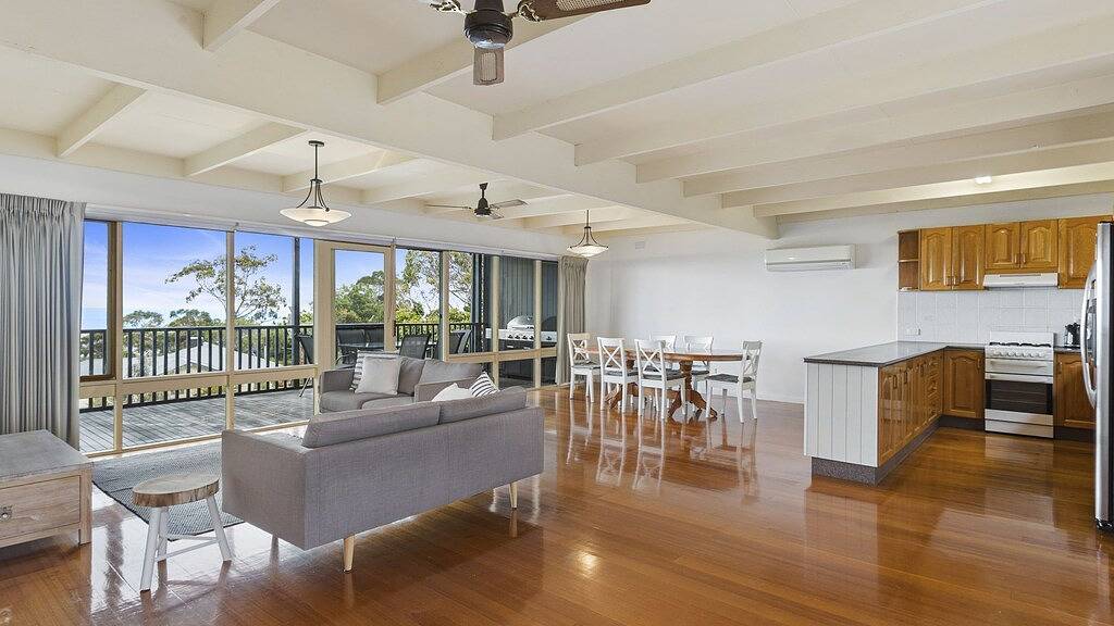 Mccrae Family Beach House - Bay Views - Swimming Pool - Air Con in McCrae, Mornington Peninsula