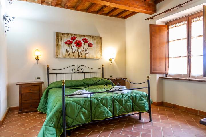 Agriturismo per 4 persone, con vista lago e giardino in Massa Marittima