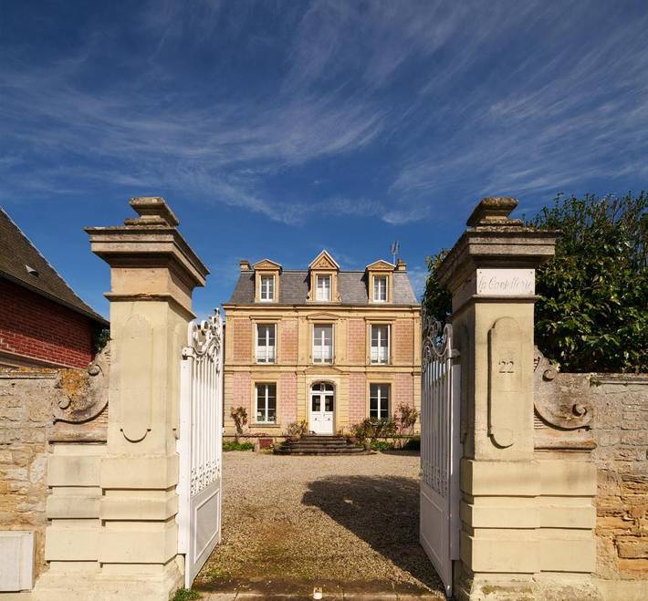 Chambre d’hôte pour 2 personnes, avec vue et jardin