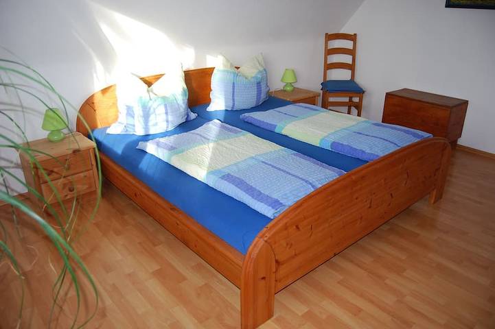 Ferienwohnung für 5 Personen, mit Whirlpool und Balkon in Velbert - 4