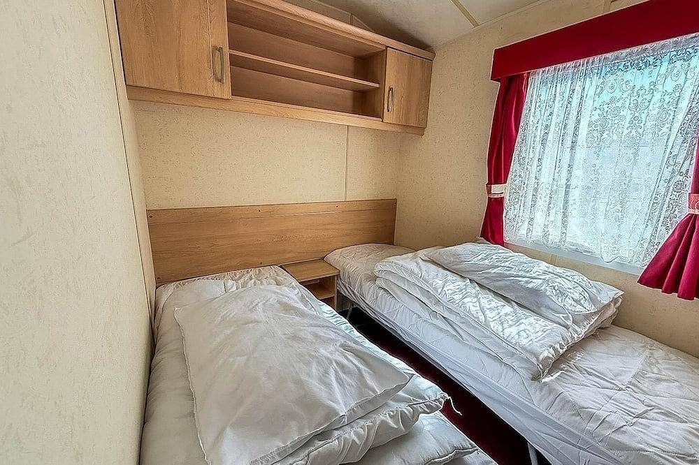 6 berth caravan for hire at Lees Caravan Park in Hunstanton in Hunstanton, Norfolk Coast