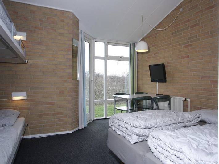 Hostel für 9 Personen, mit Terrasse und Garten sowie Sauna und Seeblick in Fredericia