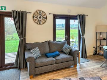 Cottage for 4 People in Worcestershire, West Midlands, Photo 2