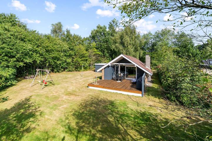 Feriehus for 6 personer, med terrasse - 1