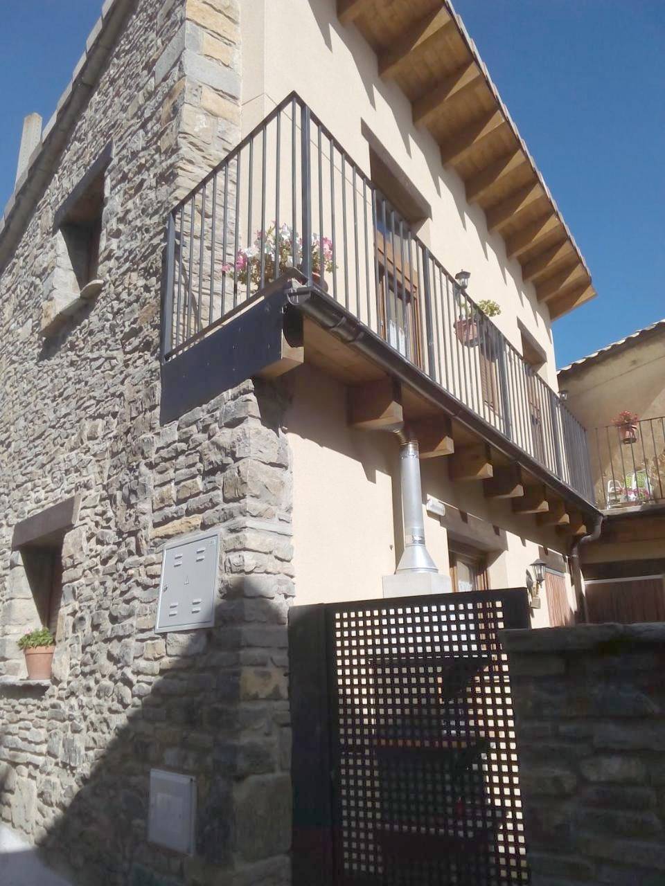 Casa Javier in Rodellar, Bierge