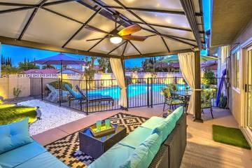 Villa pour 8 personnes, avec piscine ainsi que jacuzzi et jardin, animaux acceptés à Las Vegas