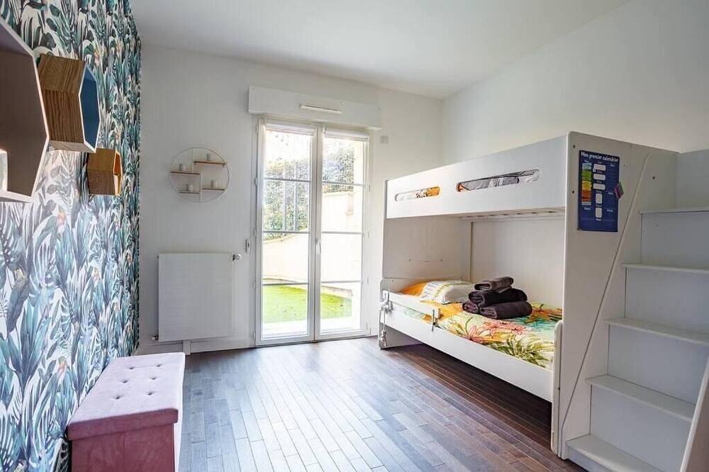 Appartement entier, F3 cosy avec terrasse privé - Plessis-Robinson - 20 min. Paris in Le Plessis-Robinson, Hauts-de-Seine