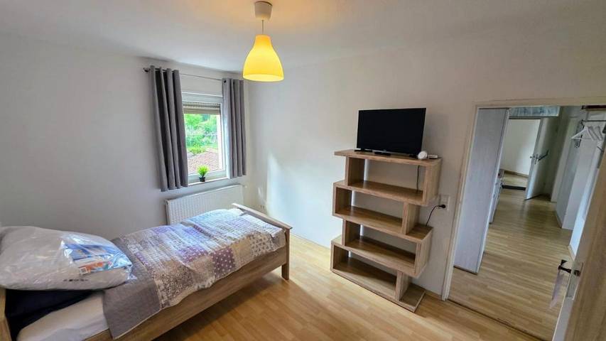Ferienwohnung für 4 Personen, mit Balkon und Terrasse sowie Garten in Petersberg - 4