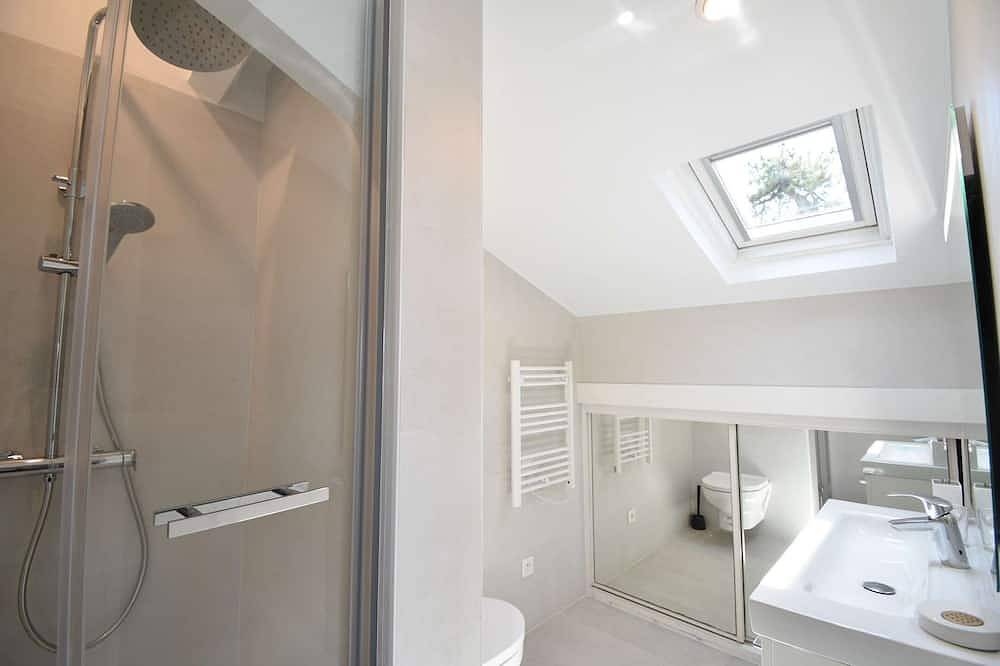 Entire apartment, Hossegor “Côte d’Argent”, Apartment on the edge of the lake for 4 people. in Lake Hossegor, Hossegor