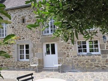 Gîte pour 7 personnes, avec jardin à Le Minihic-sur-Rance