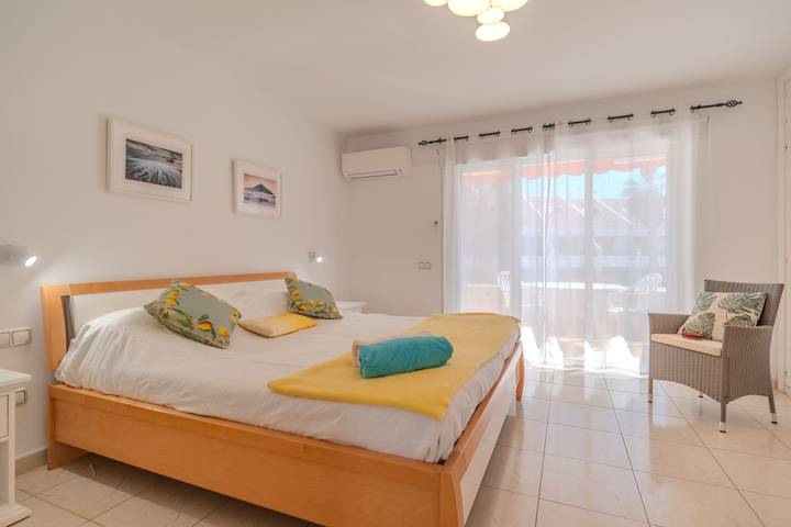 Villa pour 4 personnes, avec piscine et jardin à Arona - 2