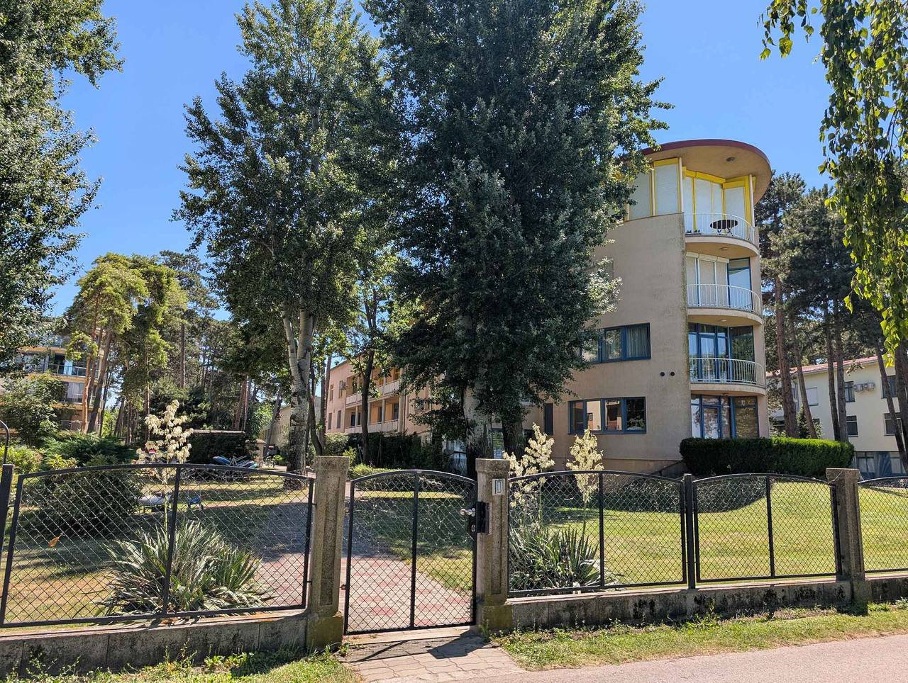 Ganze Ferienwohnung, Ferienwohnung mit Balkon und Ausblick auf den See  in Siofok, Siófok und Umgebung