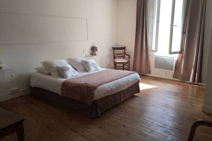 Location de vacances pour 4 personnes, avec terrasse dans Office De Tourisme Du Chateau D Oleron - 2