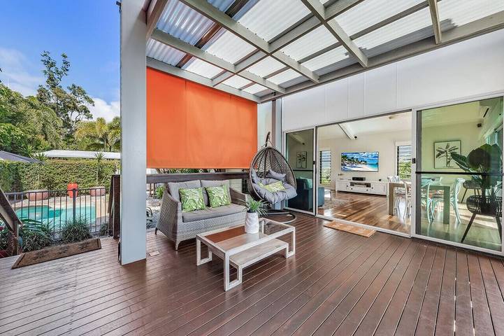 Ferienhaus für 4 Personen, mit Garten und Pool sowie Balkon - 1