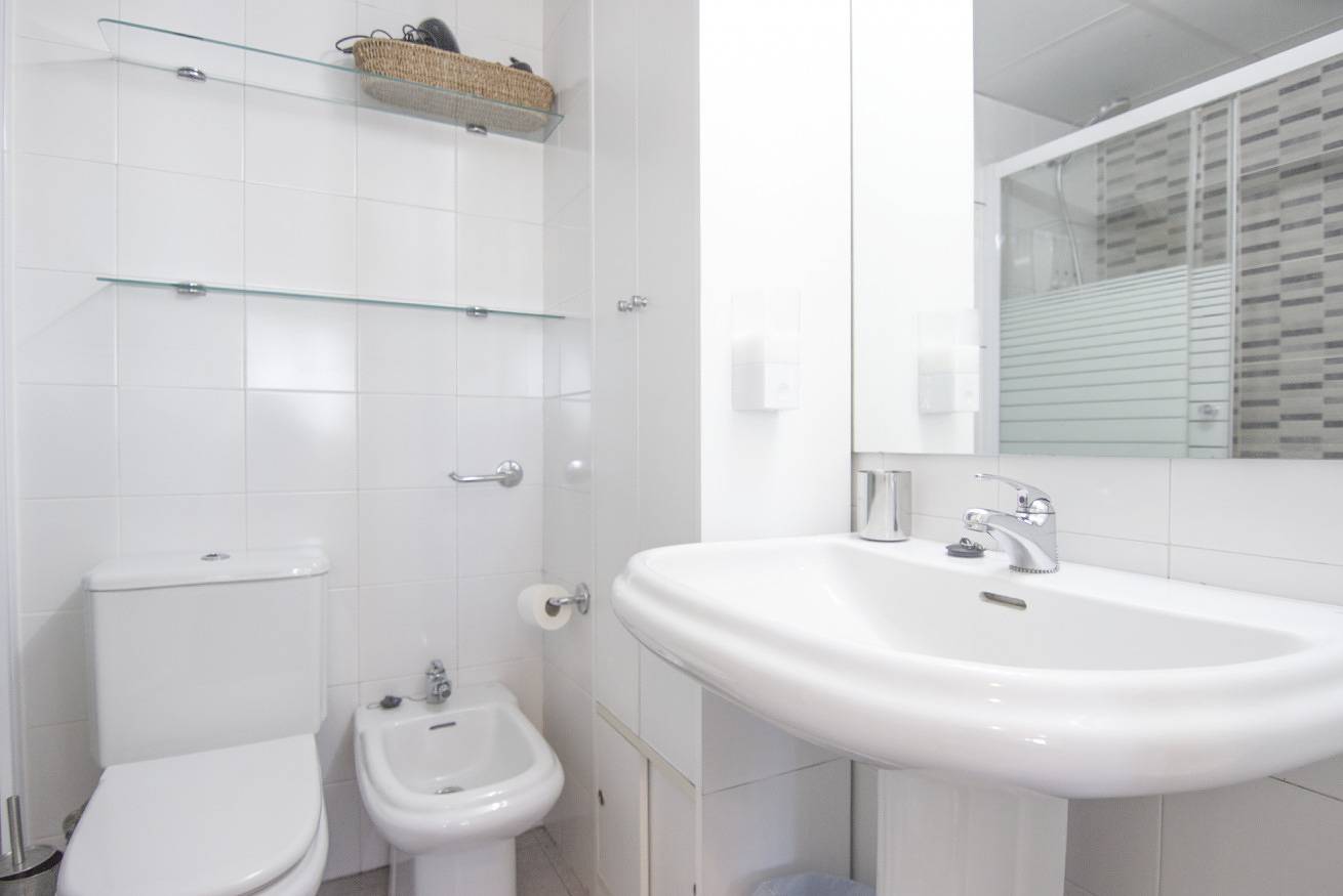 Entire apartment, Rentalsevilla Confortable apartamento cerca del Barrio de Santa Cruz in Nervión, Sevilla