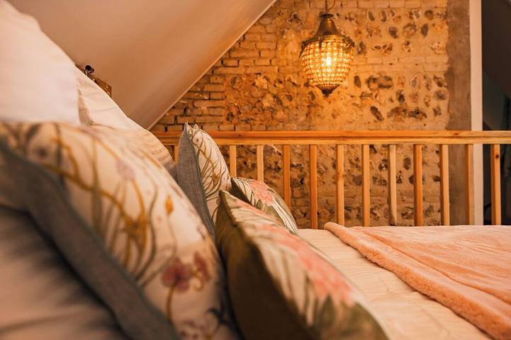 Location de vacances pour 2 personnes, avec jardin ainsi que jacuzzi et piscine à Octeville-sur-Mer