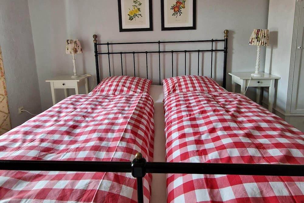 Ganze Wohnung, Schicke Ferienwohnung in der Nähe der Ostseeküste in Satow, Mecklenburgische Ostseeküste