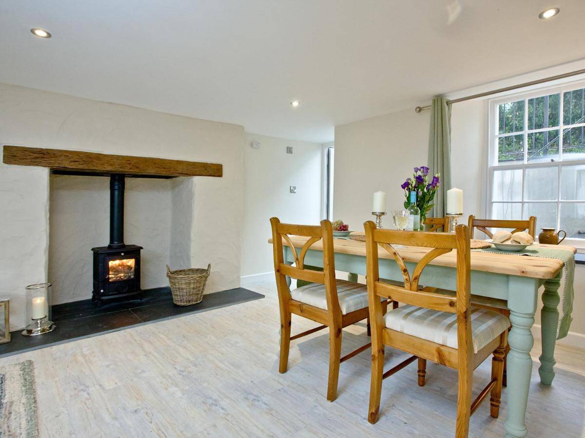 Two-Bedroom Holiday Home in Tavistock, Devon